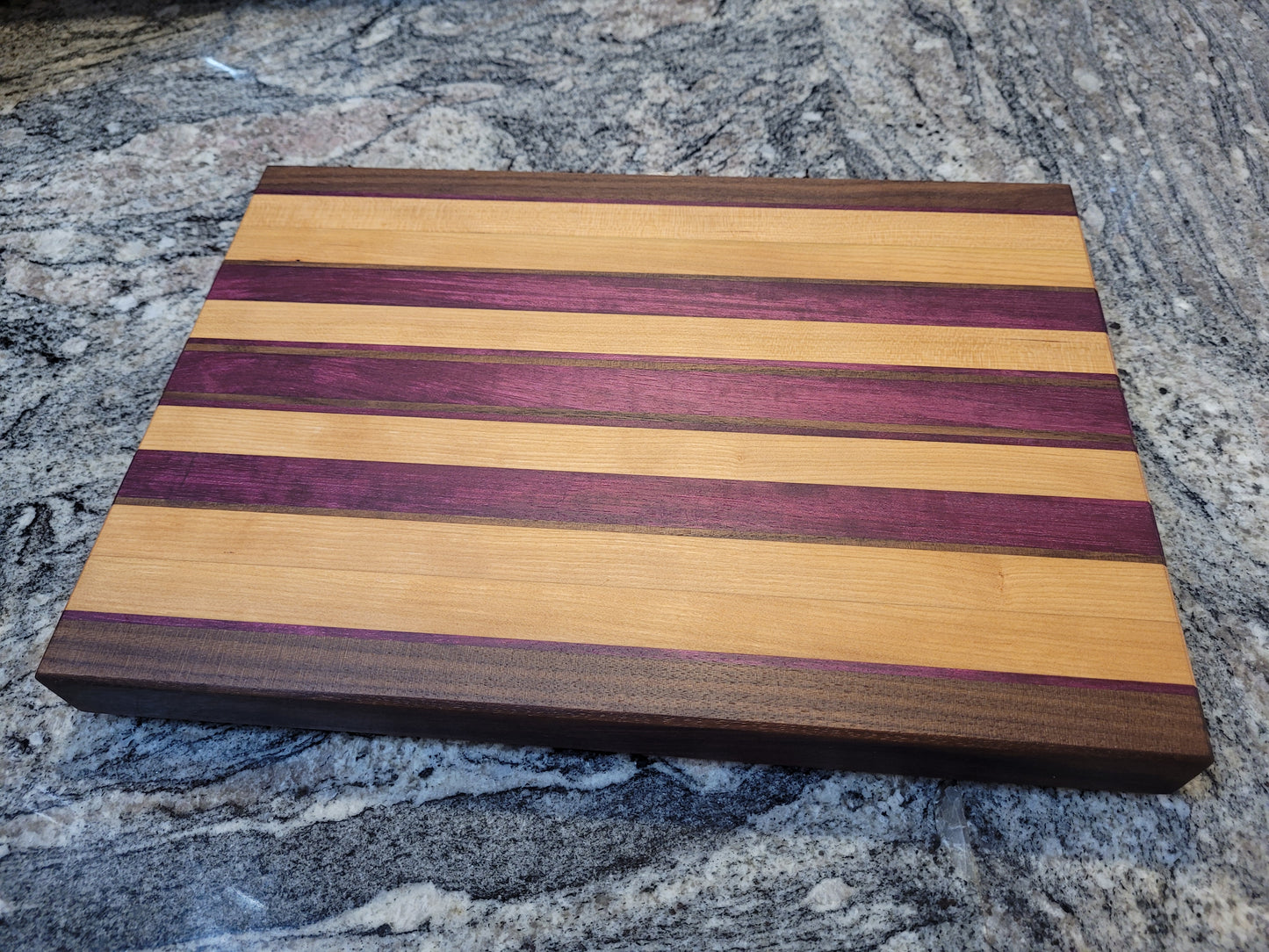 Medium cutting board 4