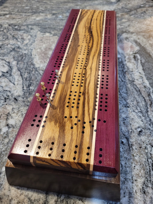 Heirloom Cribbage Board